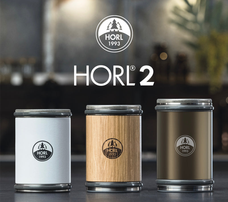 Aiguiseur de couteau HORL 2 PRO en acier inoxydable, conçu pour un aiguisage précis et efficace avec un système à deux étapes. 
